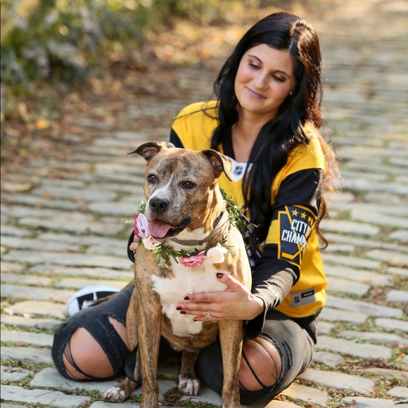 Meet your Posher, Jessica - Picture 2 of 2